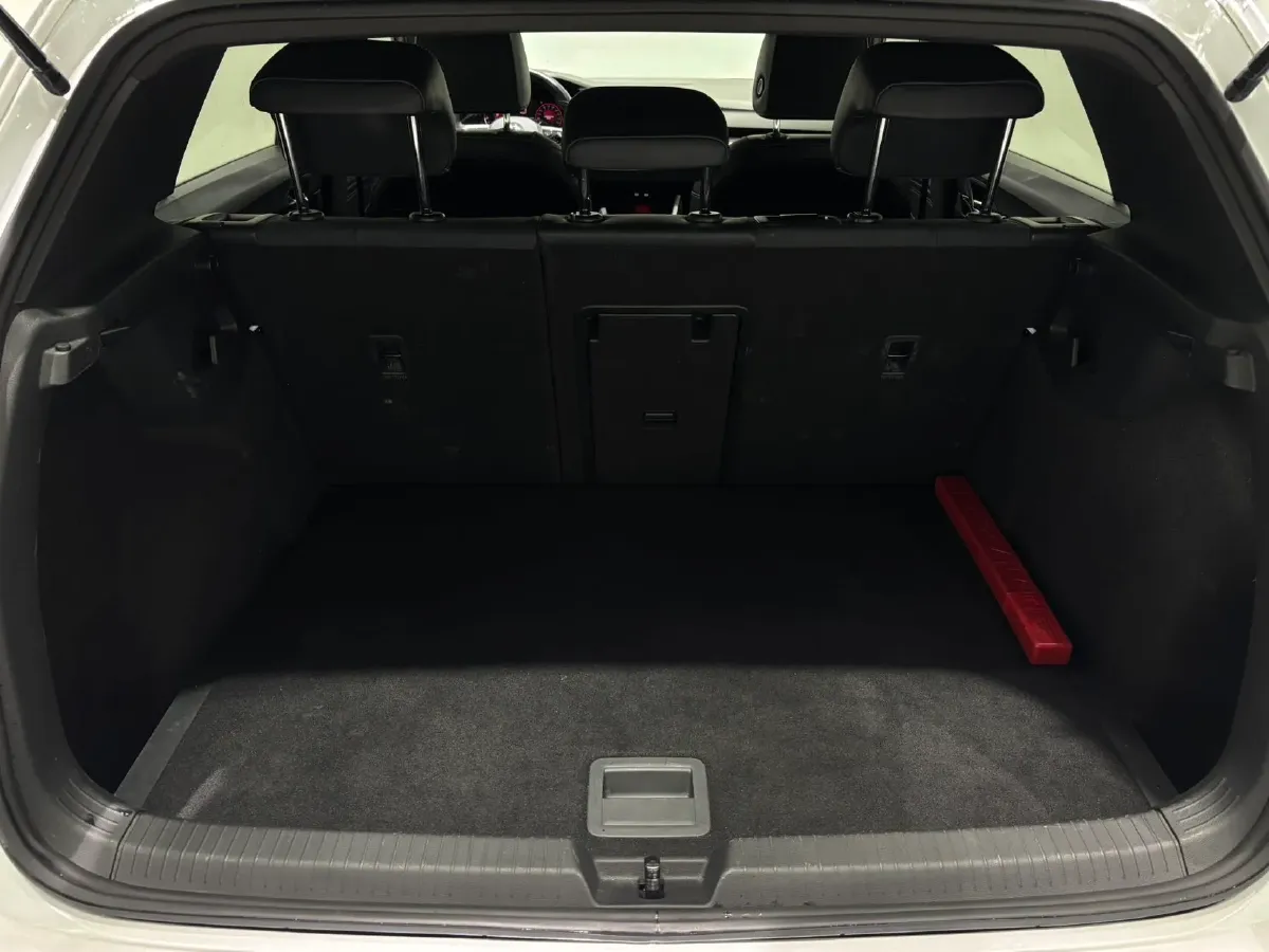 2023 Volkswagen Golf 1.4T 150HP L4 7DCT,autocango,china used car exporter,china ev exporter,chinese used car exporter,chinese used ev exporter