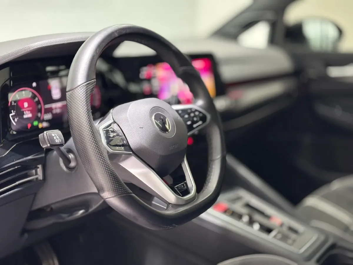 2023 Volkswagen Golf 1.4T 150HP L4 7DCT,autocango,china used car exporter,china ev exporter,chinese used car exporter,chinese used ev exporter