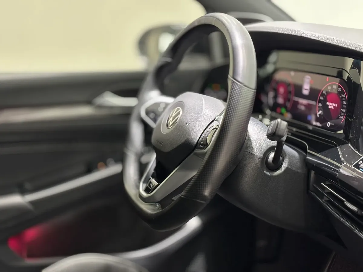 2023 Volkswagen Golf 1.4T 150HP L4 7DCT,autocango,china used car exporter,china ev exporter,chinese used car exporter,chinese used ev exporter