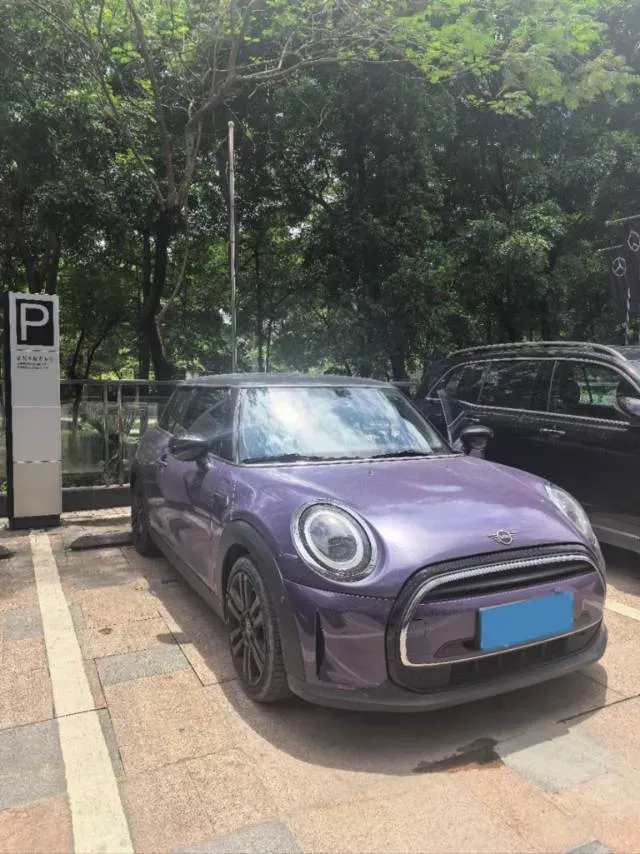 2022 MINI MINI 1.5T 136HP L3 7DCT,autocango,china used car exporter,china ev exporter,chinese used car exporter,chinese used ev exporter