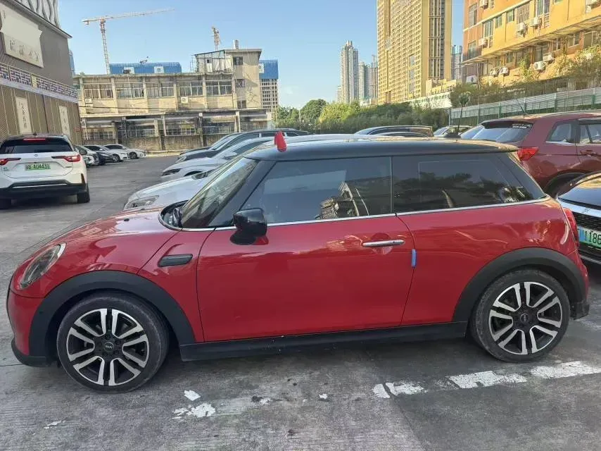 2022 MINI MINI 1.5T 136HP L3 7DCT,autocango,china used car exporter,china ev exporter,chinese used car exporter,chinese used ev exporter