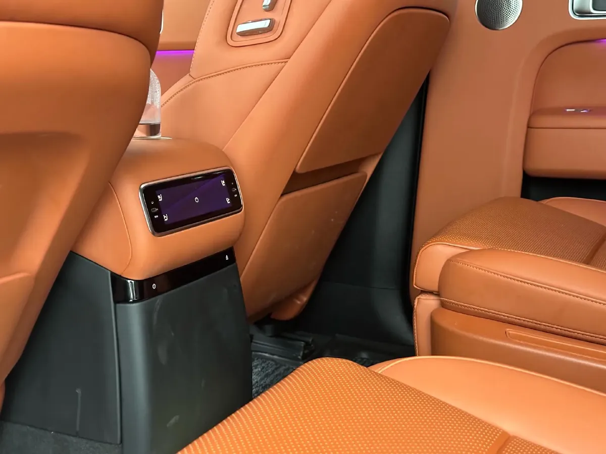 2024 Li L9 Range Extended 154HP REEV 52.3KWH,autocango,china used car exporter,china ev exporter,chinese used car exporter,chinese used ev exporter