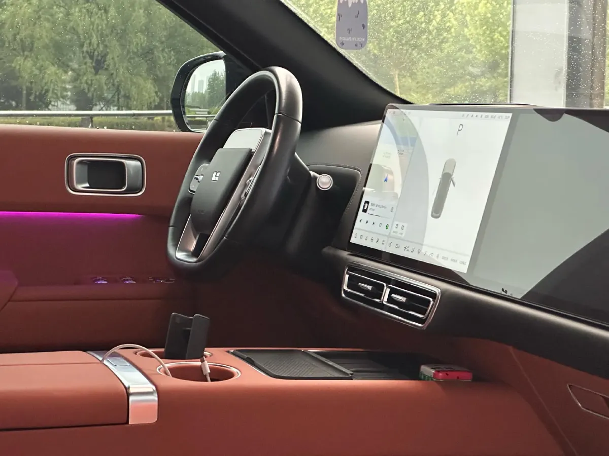2024 Li L9 Range Extended 154HP REEV 52.3KWH,autocango,china used car exporter,china ev exporter,chinese used car exporter,chinese used ev exporter