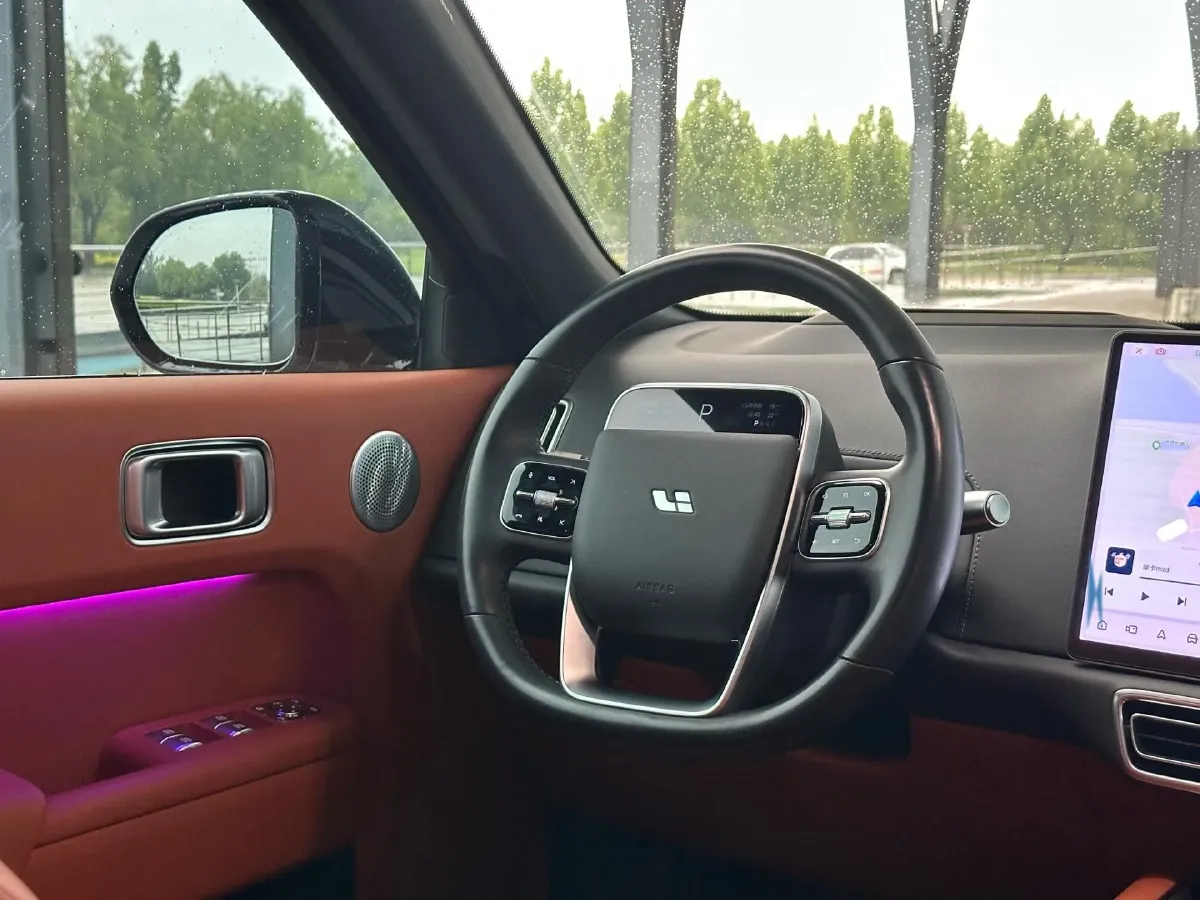 2024 Li L9 Range Extended 154HP REEV 52.3KWH,autocango,china used car exporter,china ev exporter,chinese used car exporter,chinese used ev exporter