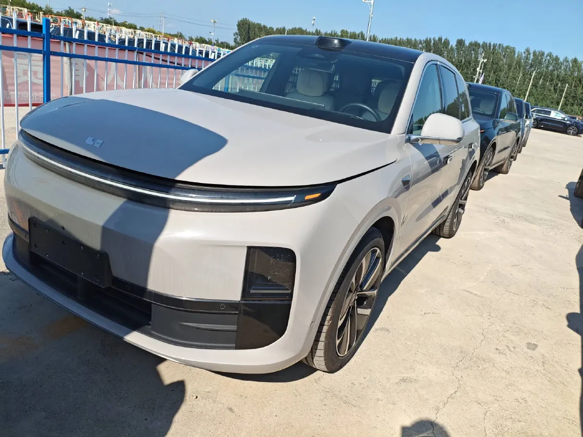 2024 Li L6 Range Extended 154HP L4 REEV 36.8KWH,autocango,china used car exporter,china ev exporter,chinese used car exporter,chinese used ev exporter