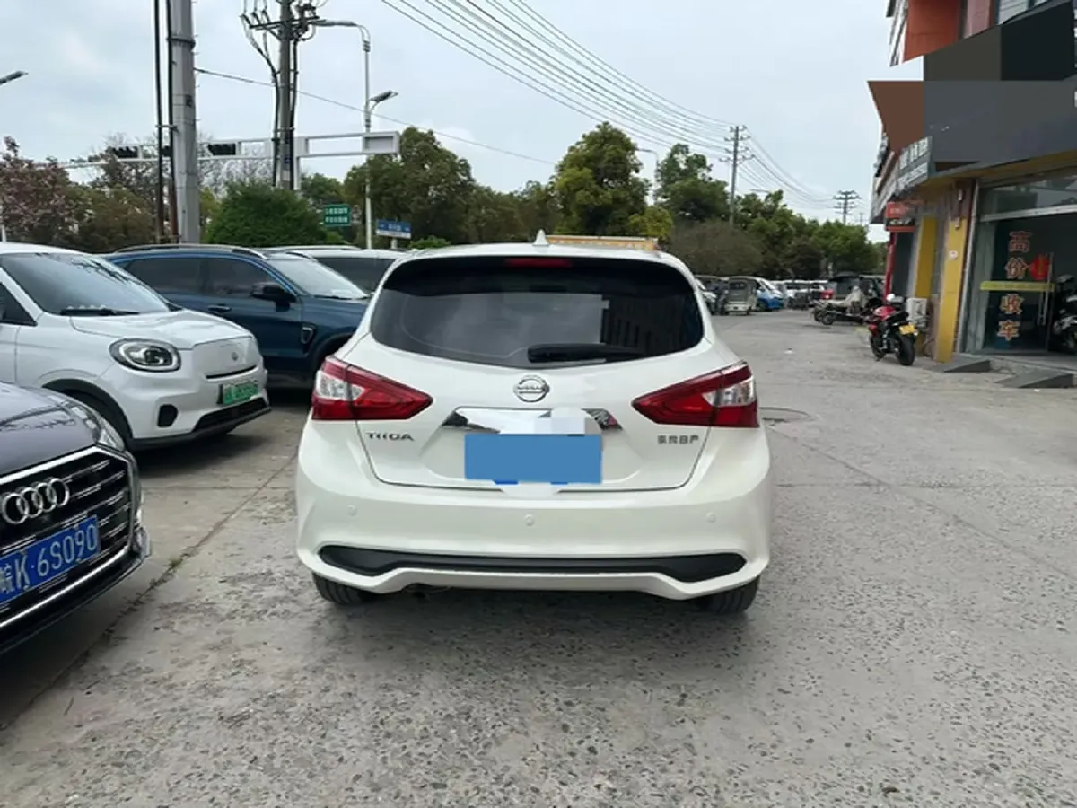 2023 Nissan Tiida 1.6L 122HP L4 CVT,autocango,china used car exporter,china ev exporter,chinese used car exporter,chinese used ev exporter