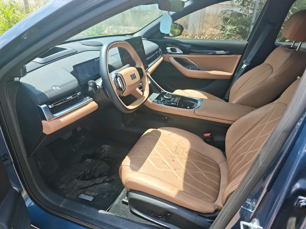 2025 Geely Galaxy A7 1.5L 112HP L4 1DHT PHEV,autocango,china used car exporter,china ev exporter,chinese used car exporter,chinese used ev exporter