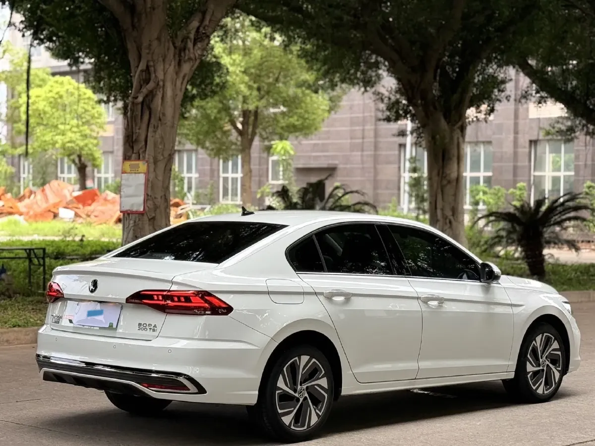 2023 Volkswagen Bora 1.2T 116HP L4 7DCT,autocango,china used car exporter,china ev exporter,chinese used car exporter,chinese used ev exporter