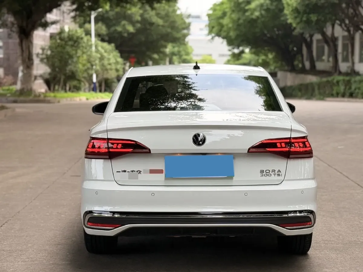 2023 Volkswagen Bora 1.2T 116HP L4 7DCT,autocango,china used car exporter,china ev exporter,chinese used car exporter,chinese used ev exporter