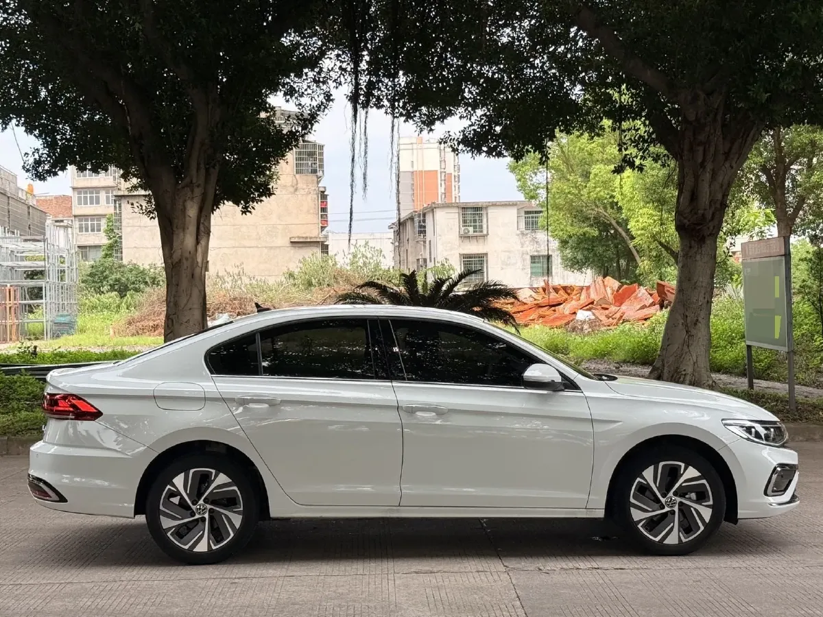2023 Volkswagen Bora 1.2T 116HP L4 7DCT,autocango,china used car exporter,china ev exporter,chinese used car exporter,chinese used ev exporter