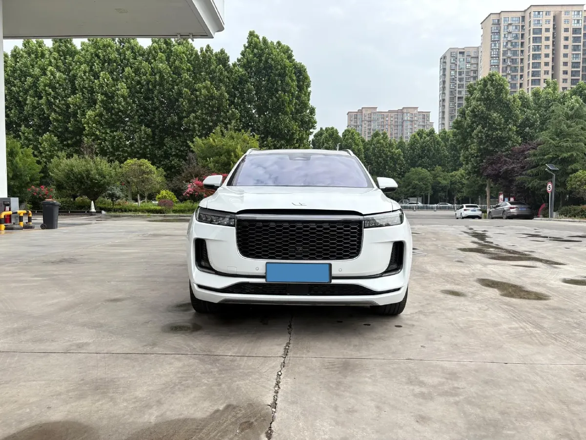 2021 Li ONE Range Extended 131HP REEV 40.5KWH,autocango,china used car exporter,china ev exporter,chinese used car exporter,chinese used ev exporter