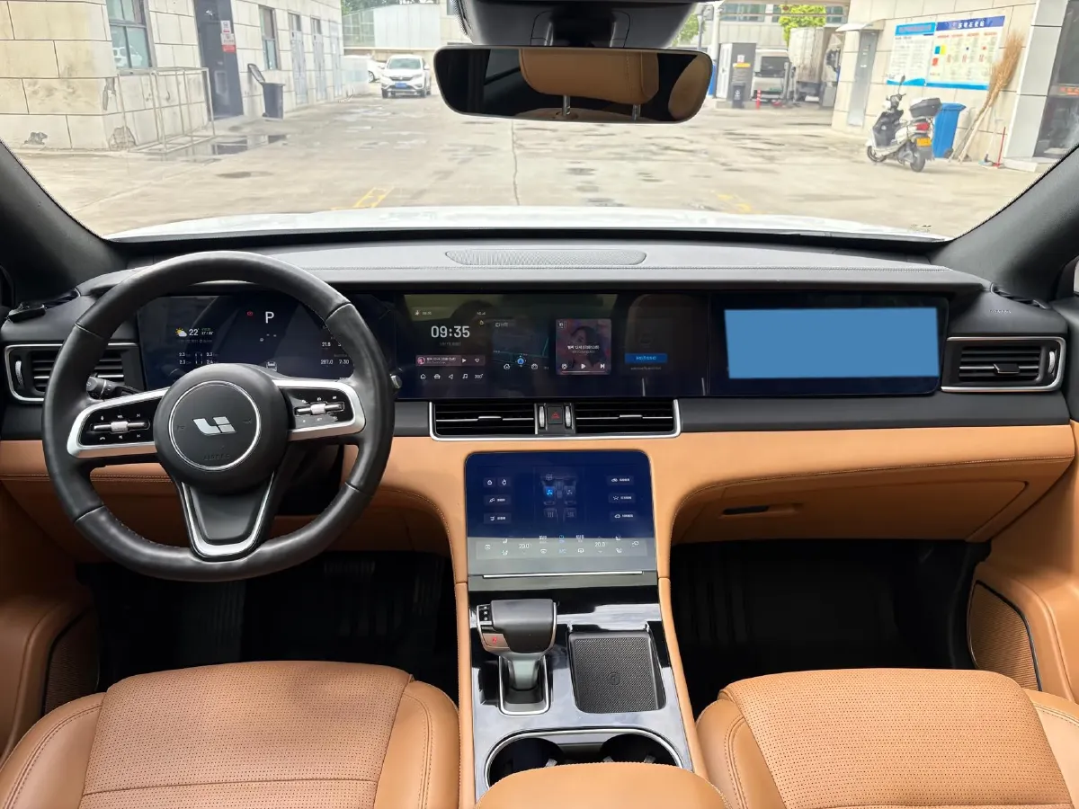 2021 Li ONE Range Extended 131HP REEV 40.5KWH,autocango,china used car exporter,china ev exporter,chinese used car exporter,chinese used ev exporter