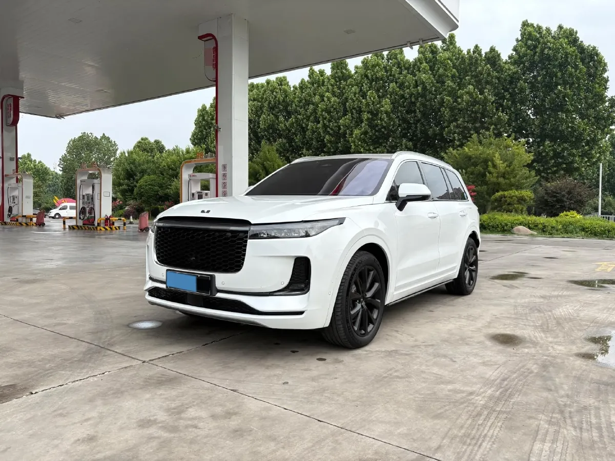2021 Li ONE Range Extended 131HP REEV 40.5KWH,autocango,china used car exporter,china ev exporter,chinese used car exporter,chinese used ev exporter