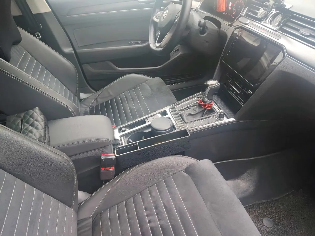 2020 Volkswagen Magotan 2.0T 186HP L4 7DCT,autocango,china used car exporter,china ev exporter,chinese used car exporter,chinese used ev exporter
