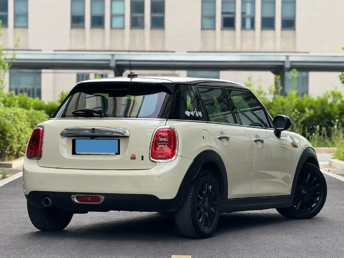 2019 MINI MINI 1.5T 102HP L3 7DCT,autocango,china used car exporter,china ev exporter,chinese used car exporter,chinese used ev exporter