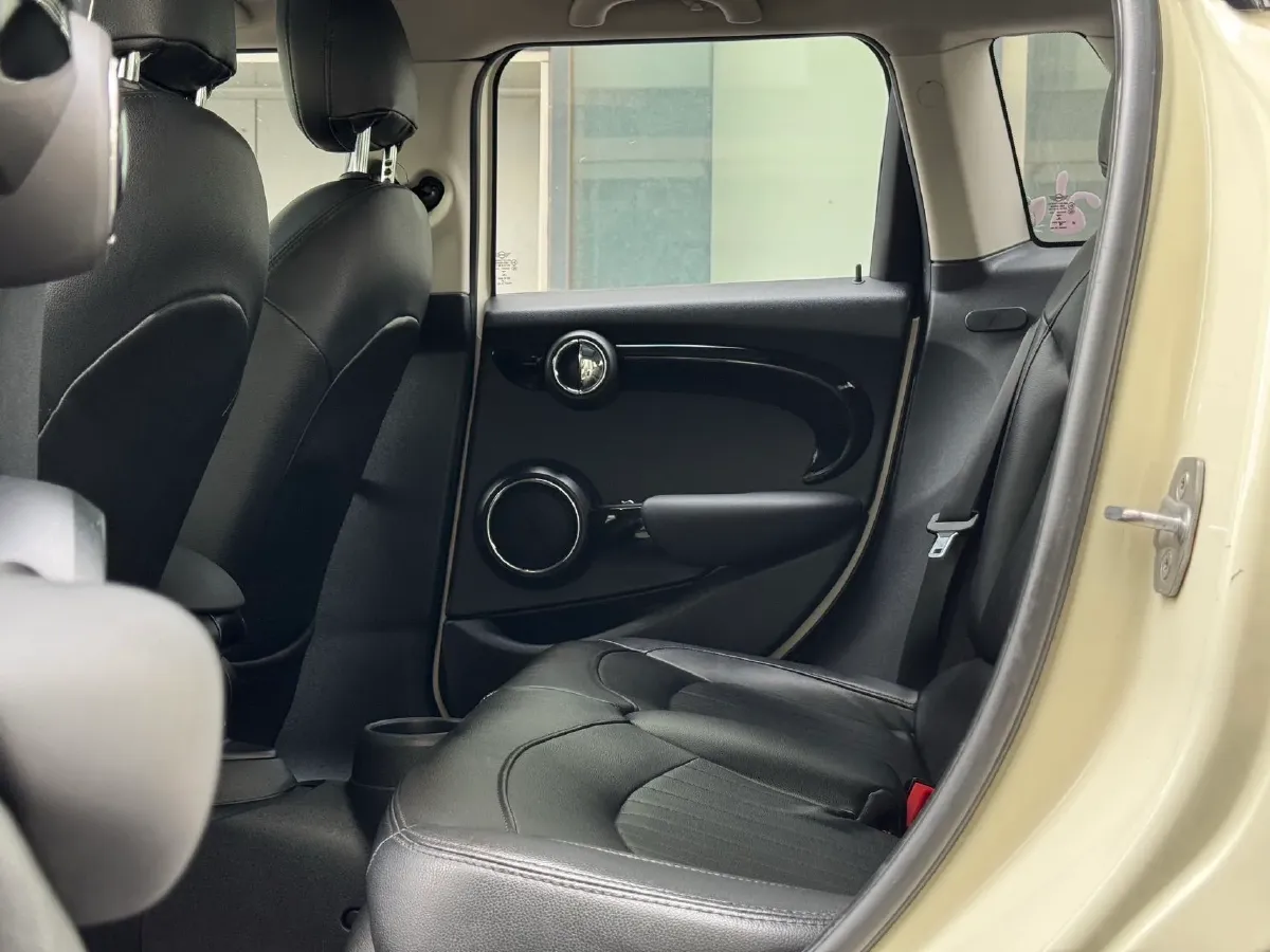 2019 MINI MINI 1.5T 102HP L3 7DCT,autocango,china used car exporter,china ev exporter,chinese used car exporter,chinese used ev exporter