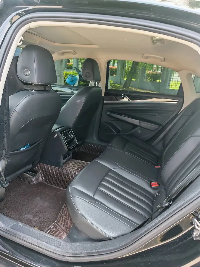 2024 Volkswagen Passat 1.4T 150HP L4 7DCT,autocango,china used car exporter,china ev exporter,chinese used car exporter,chinese used ev exporter