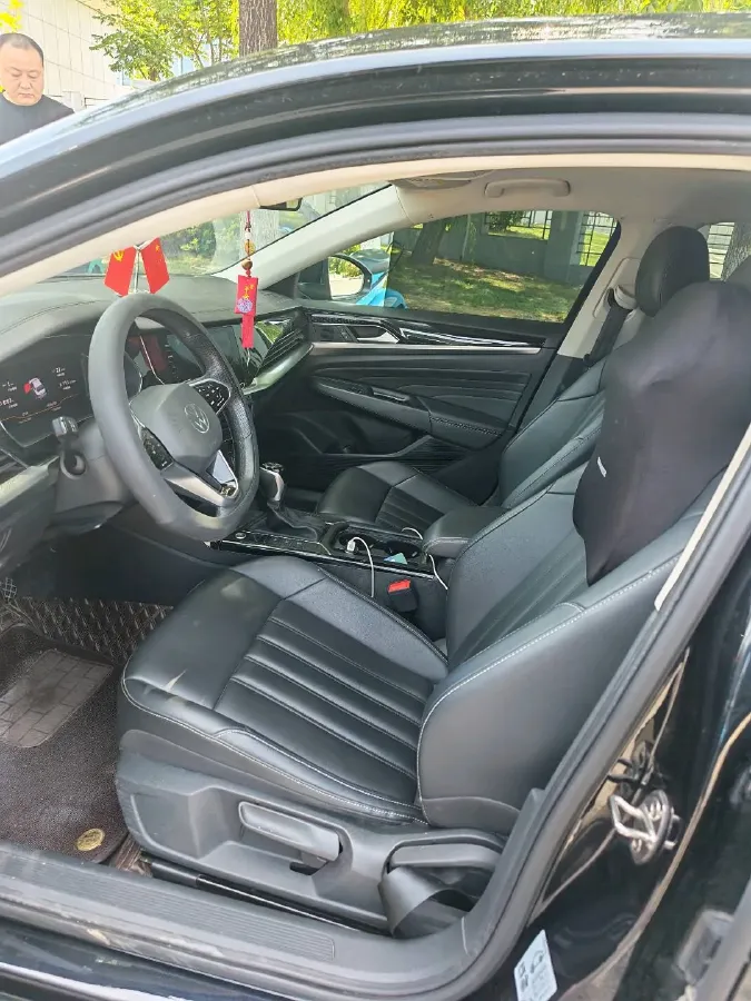 2024 Volkswagen Passat 1.4T 150HP L4 7DCT,autocango,china used car exporter,china ev exporter,chinese used car exporter,chinese used ev exporter