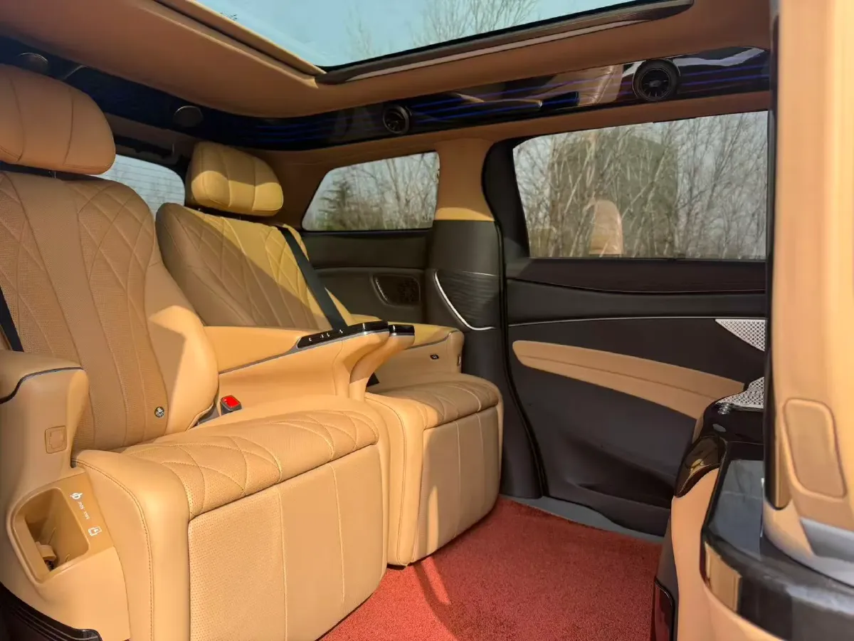 2024 Denza D9 1.5T 139HP L4 E-CVT PHEV 40KWH,autocango,china used car exporter,china ev exporter,chinese used car exporter,chinese used ev exporter