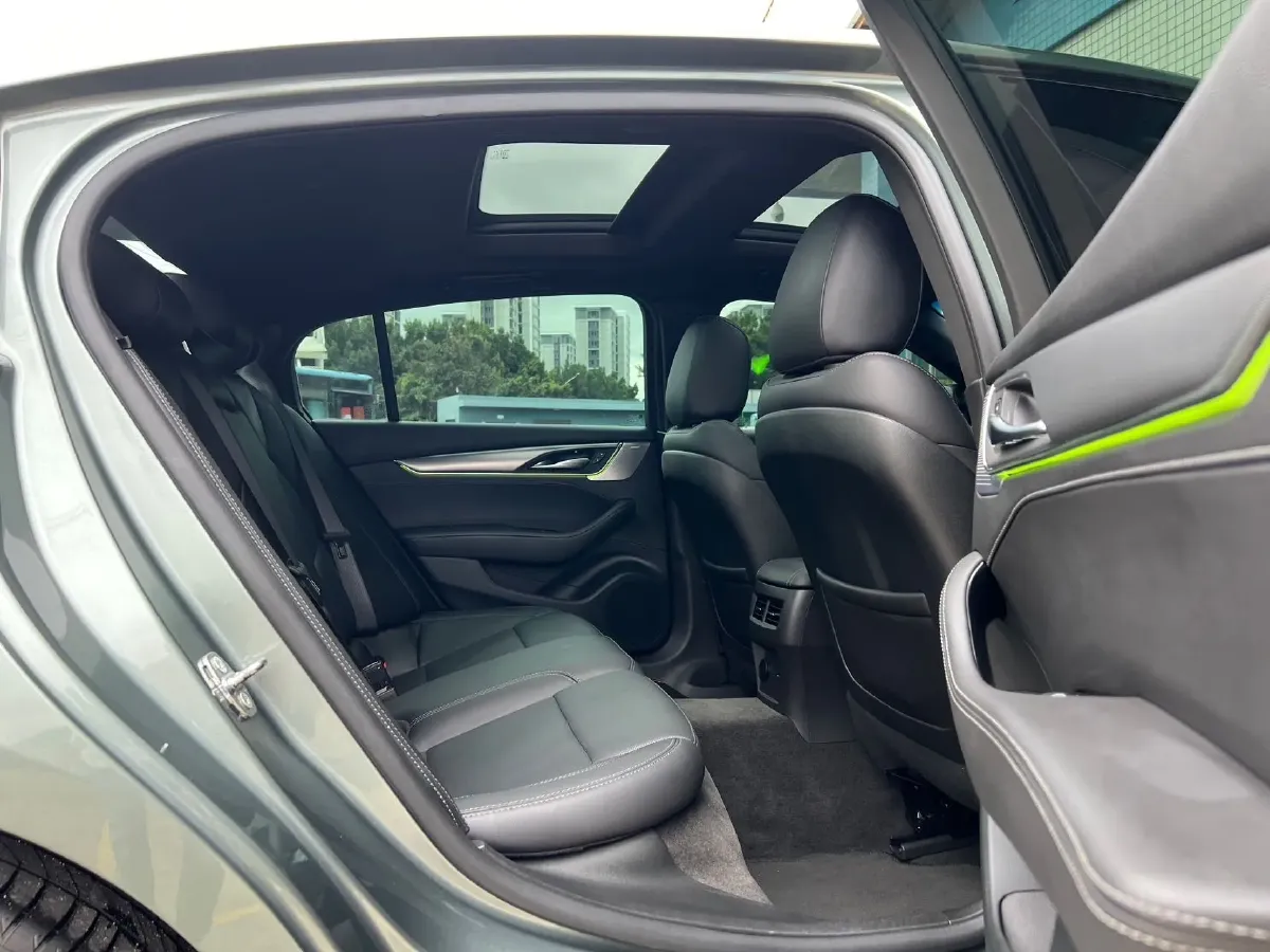 2023 Cadillac CT5 2.0T 237HP L4 10AT,autocango,china used car exporter,china ev exporter,chinese used car exporter,chinese used ev exporter