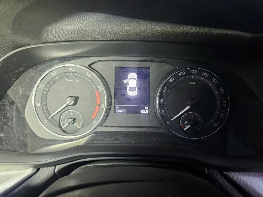 2022 Skoda Octavia 1.4T 150HP L4 7DCT,autocango,china used car exporter,china ev exporter,chinese used car exporter,chinese used ev exporter