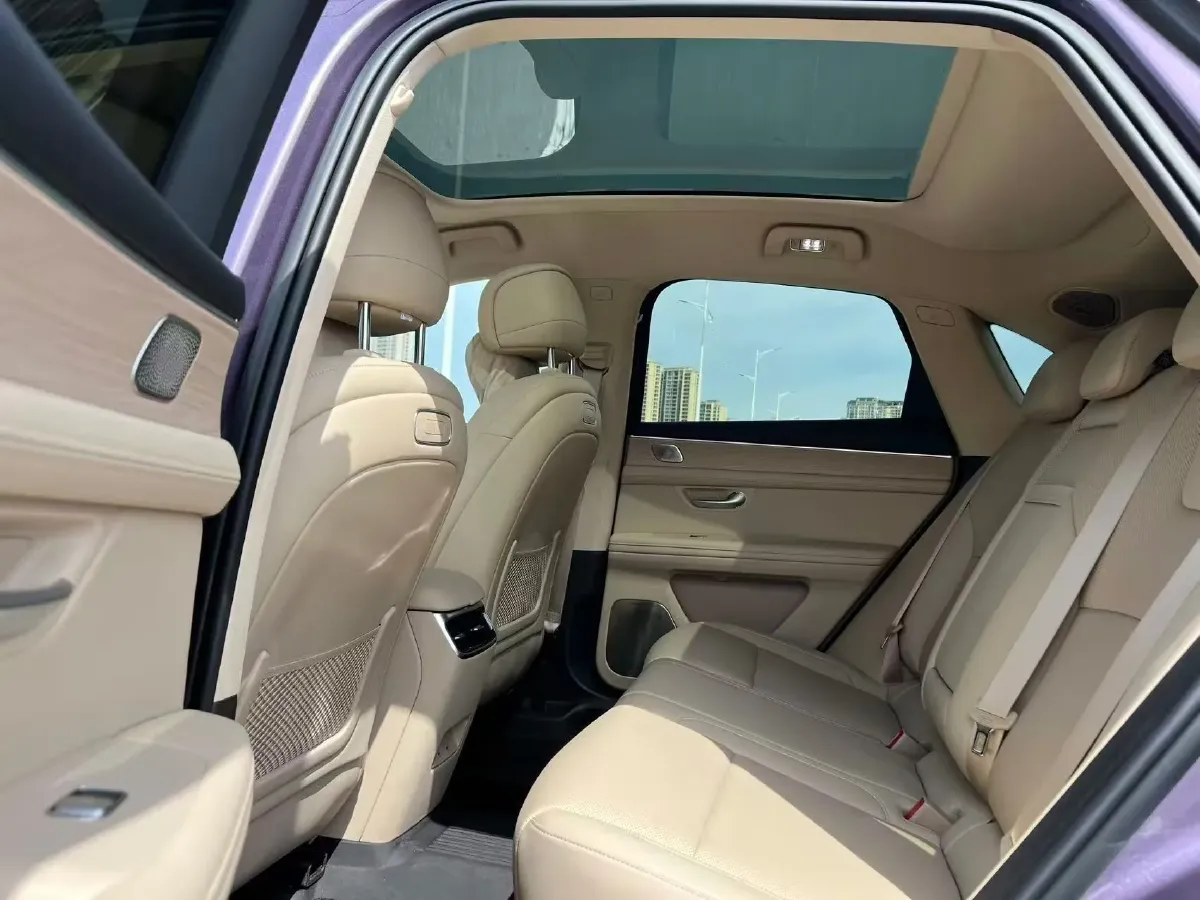 2025 AITO AITO M5 1.5T 152HP L4 REEV 42KWH,autocango,china used car exporter,china ev exporter,chinese used car exporter,chinese used ev exporter