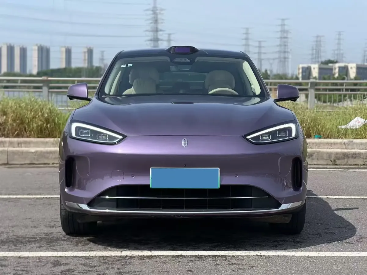 2025 AITO AITO M5 1.5T 152HP L4 REEV 42KWH,autocango,china used car exporter,china ev exporter,chinese used car exporter,chinese used ev exporter
