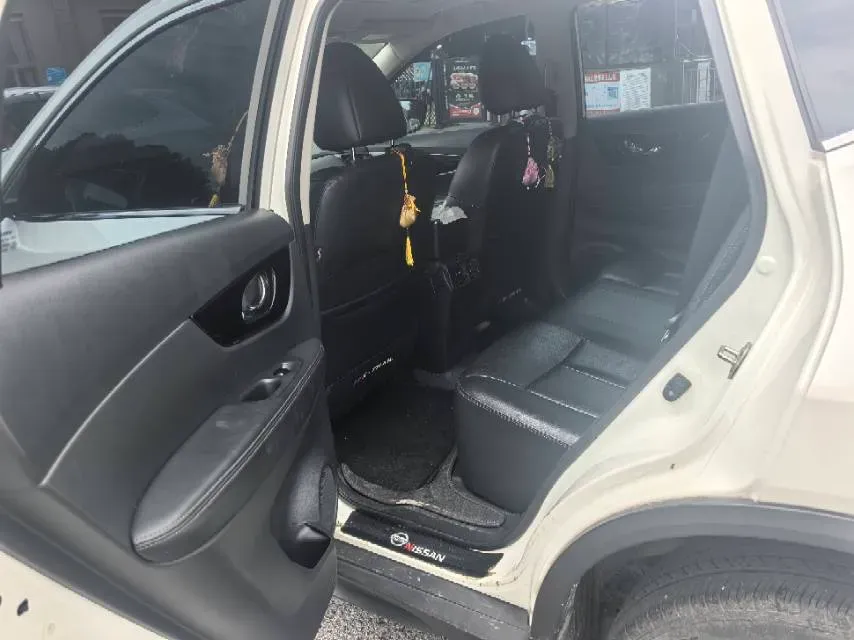 2020 Nissan X-Trail 2.0L 154HP L4 CVT,autocango,china used car exporter,china ev exporter,chinese used car exporter,chinese used ev exporter