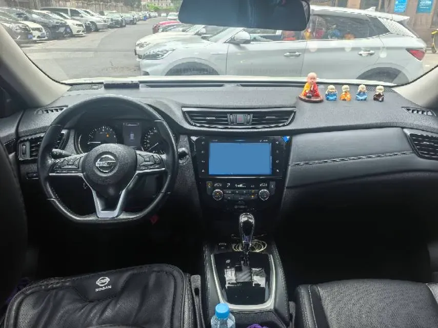 2020 Nissan X-Trail 2.0L 154HP L4 CVT,autocango,china used car exporter,china ev exporter,chinese used car exporter,chinese used ev exporter