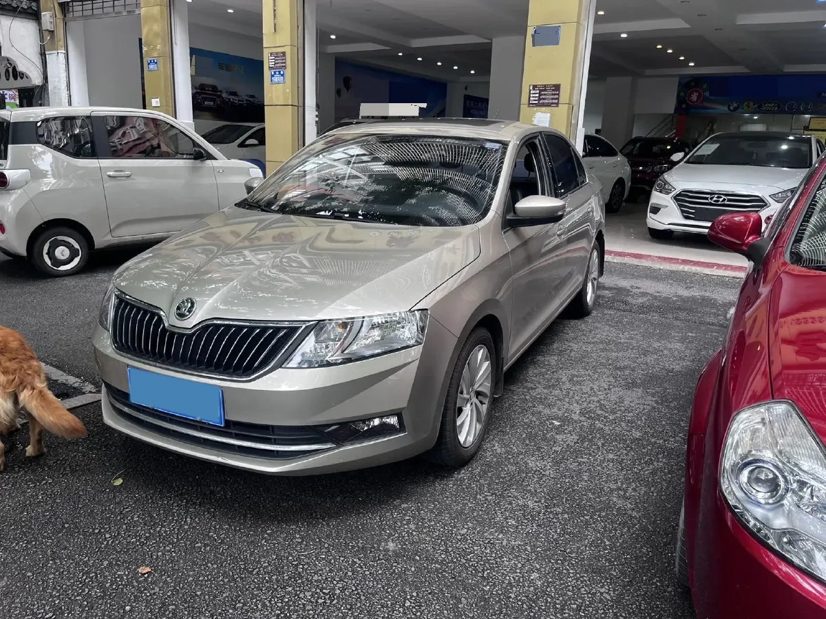 2019 SWM G01 1.5T 156HP L4 6AT,autocango,china used car exporter,china ev exporter,chinese used car exporter,chinese used ev exporter