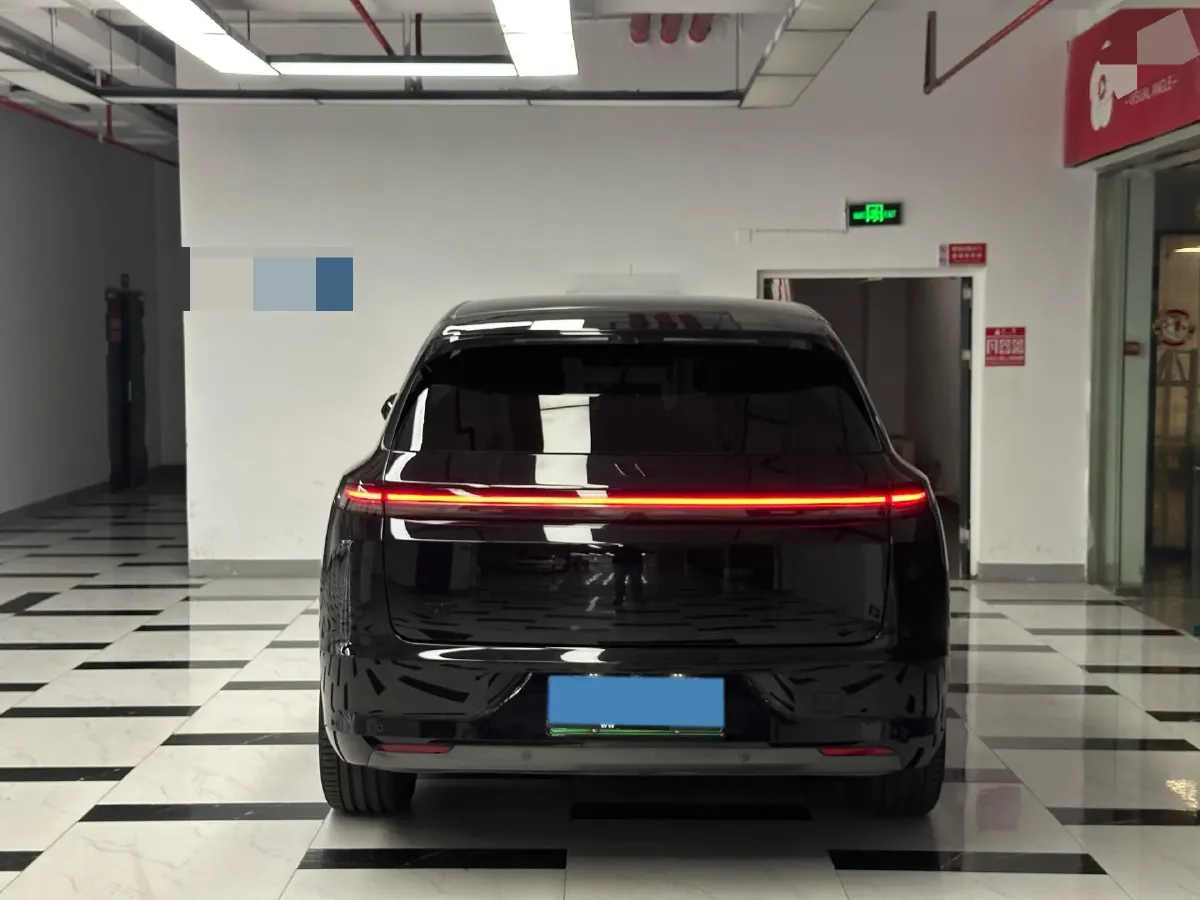2023 Li L7 Range Extended 154HP REEV 40.9KWH,autocango,china used car exporter,china ev exporter,chinese used car exporter,chinese used ev exporter