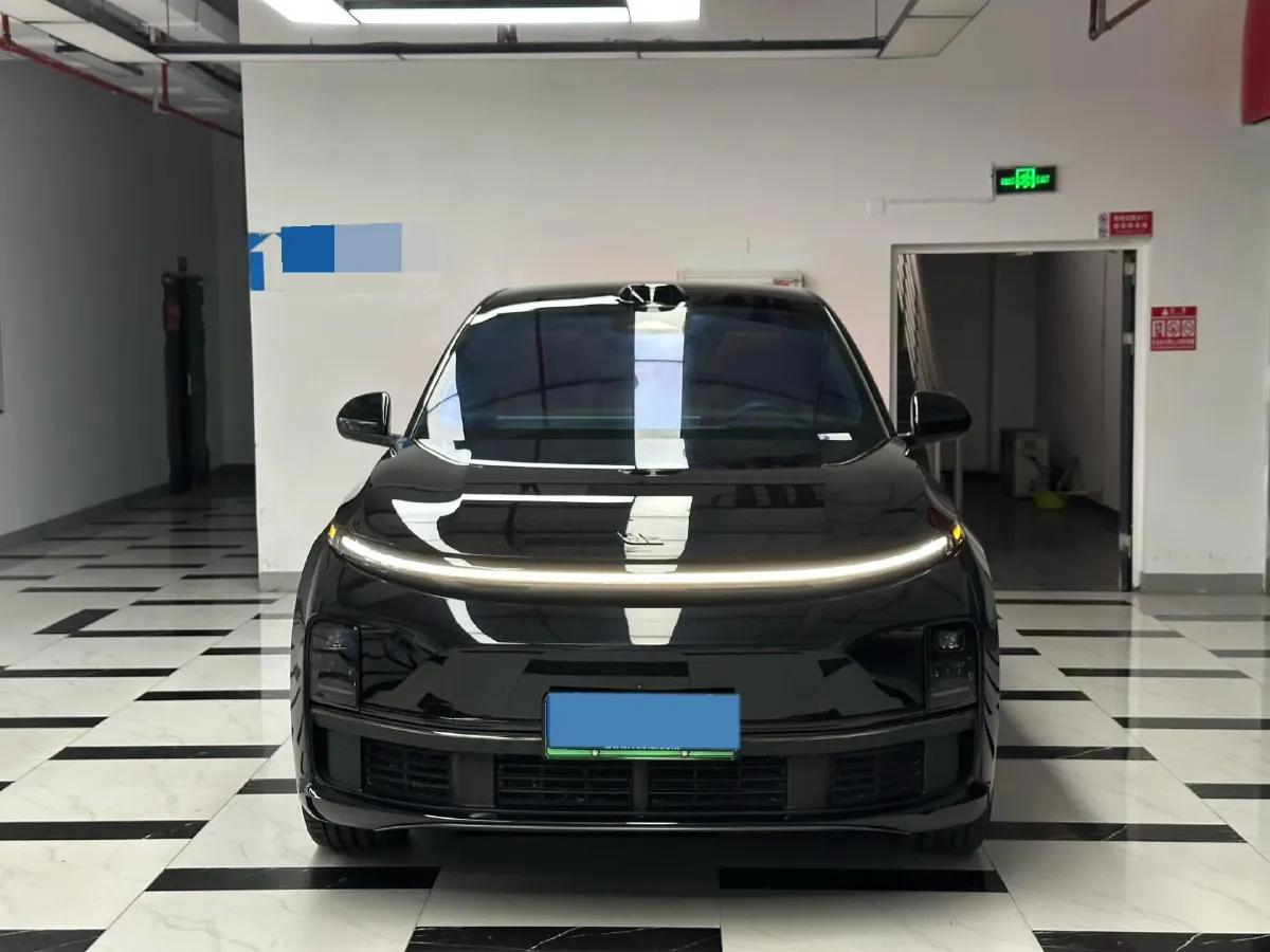 2023 Li L7 Range Extended 154HP REEV 40.9KWH,autocango,china used car exporter,china ev exporter,chinese used car exporter,chinese used ev exporter