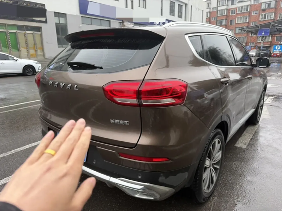 2021 Haval H6 1.5T 150HP L4 7DCT,autocango,china used car exporter,china ev exporter,chinese used car exporter,chinese used ev exporter