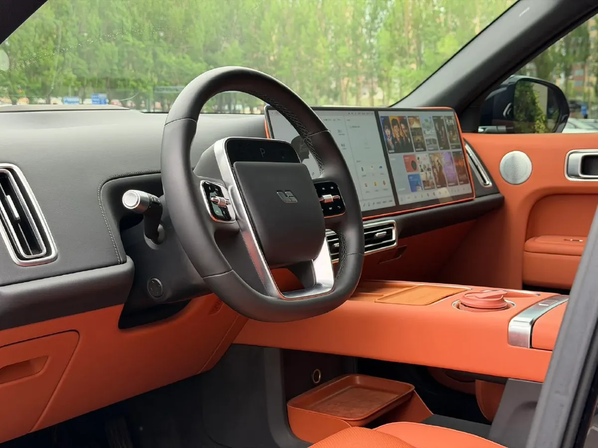 2024 Li L9 Range Extended 154HP REEV 52.3KWH,autocango,china used car exporter,china ev exporter,chinese used car exporter,chinese used ev exporter