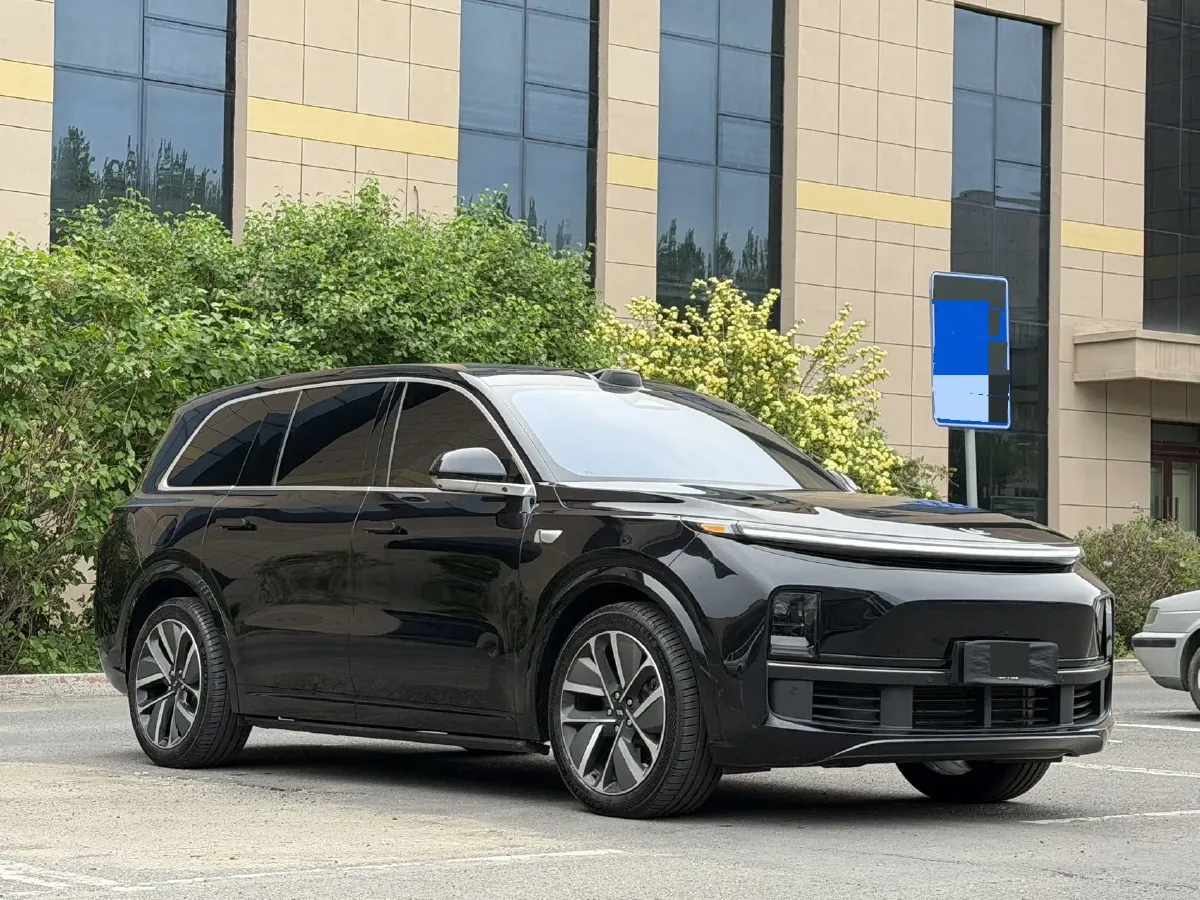2024 Li L9 Range Extended 154HP REEV 52.3KWH,autocango,china used car exporter,china ev exporter,chinese used car exporter,chinese used ev exporter