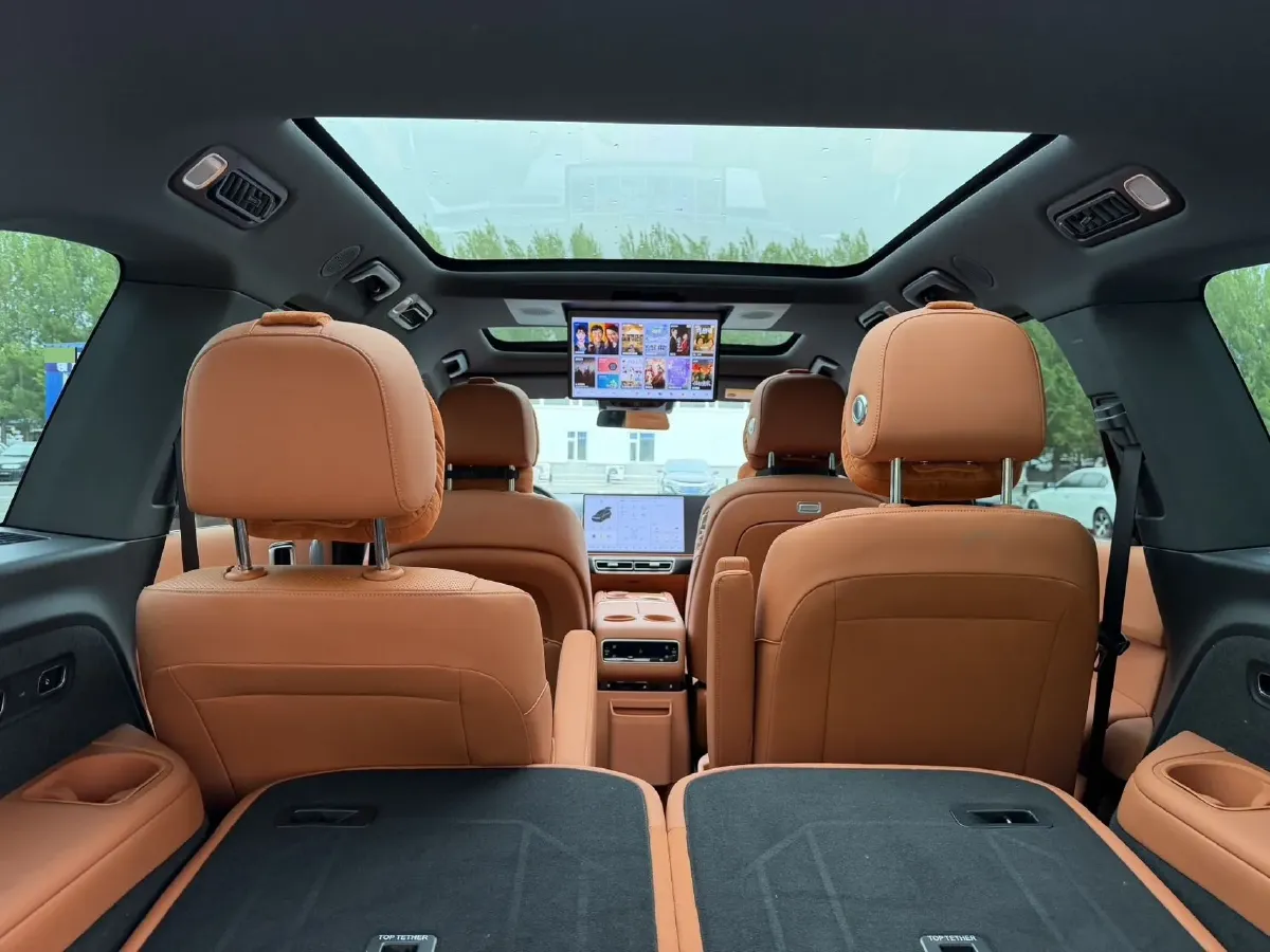 2024 Li L9 Range Extended 154HP REEV 52.3KWH,autocango,china used car exporter,china ev exporter,chinese used car exporter,chinese used ev exporter