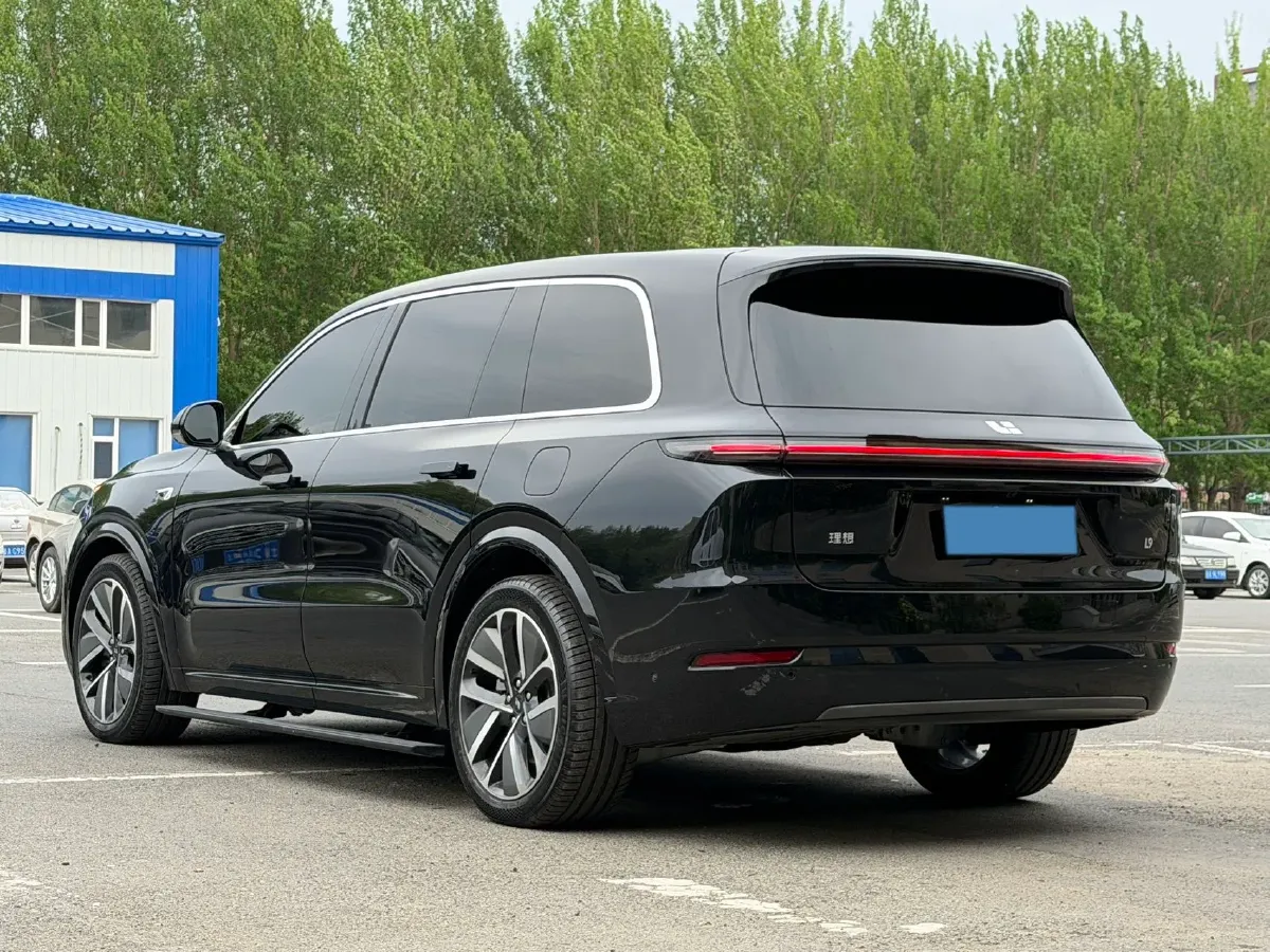 2024 Li L9 Range Extended 154HP REEV 52.3KWH,autocango,china used car exporter,china ev exporter,chinese used car exporter,chinese used ev exporter