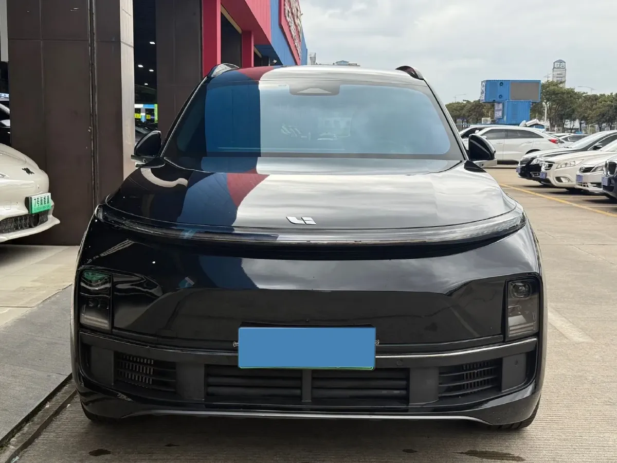 2023 Li L9 Range Extended 154HP REEV 42.6KWH,autocango,china used car exporter,china ev exporter,chinese used car exporter,chinese used ev exporter