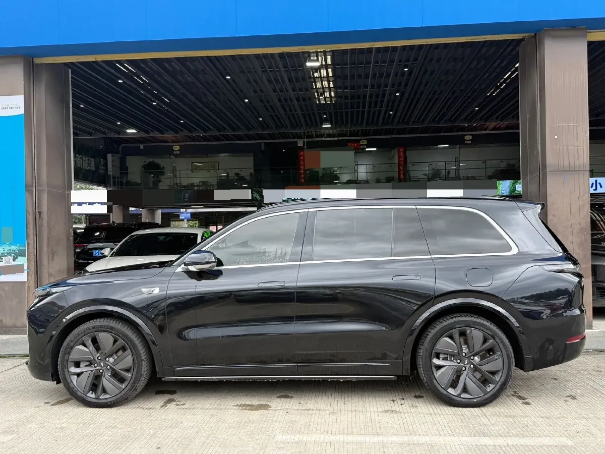 2023 Li L9 Range Extended 154HP REEV 42.6KWH,autocango,china used car exporter,china ev exporter,chinese used car exporter,chinese used ev exporter