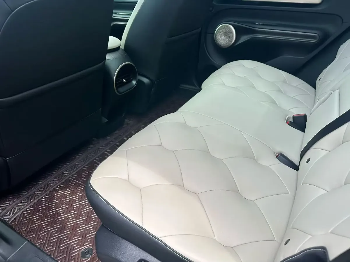 2023 BaoJun Cloud BEV 50.6KWH,autocango,china used car exporter,china ev exporter,chinese used car exporter,chinese used ev exporter