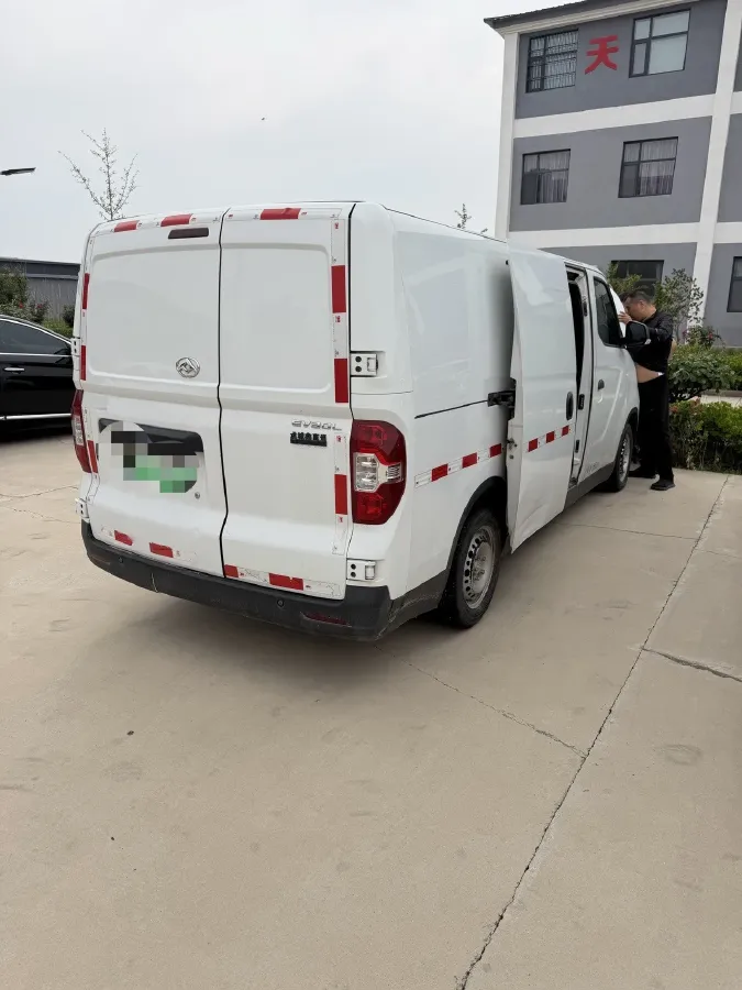 2023 MAXUS EV30 BEV 41.86KWH,autocango,china used car exporter,china ev exporter,chinese used car exporter,chinese used ev exporter