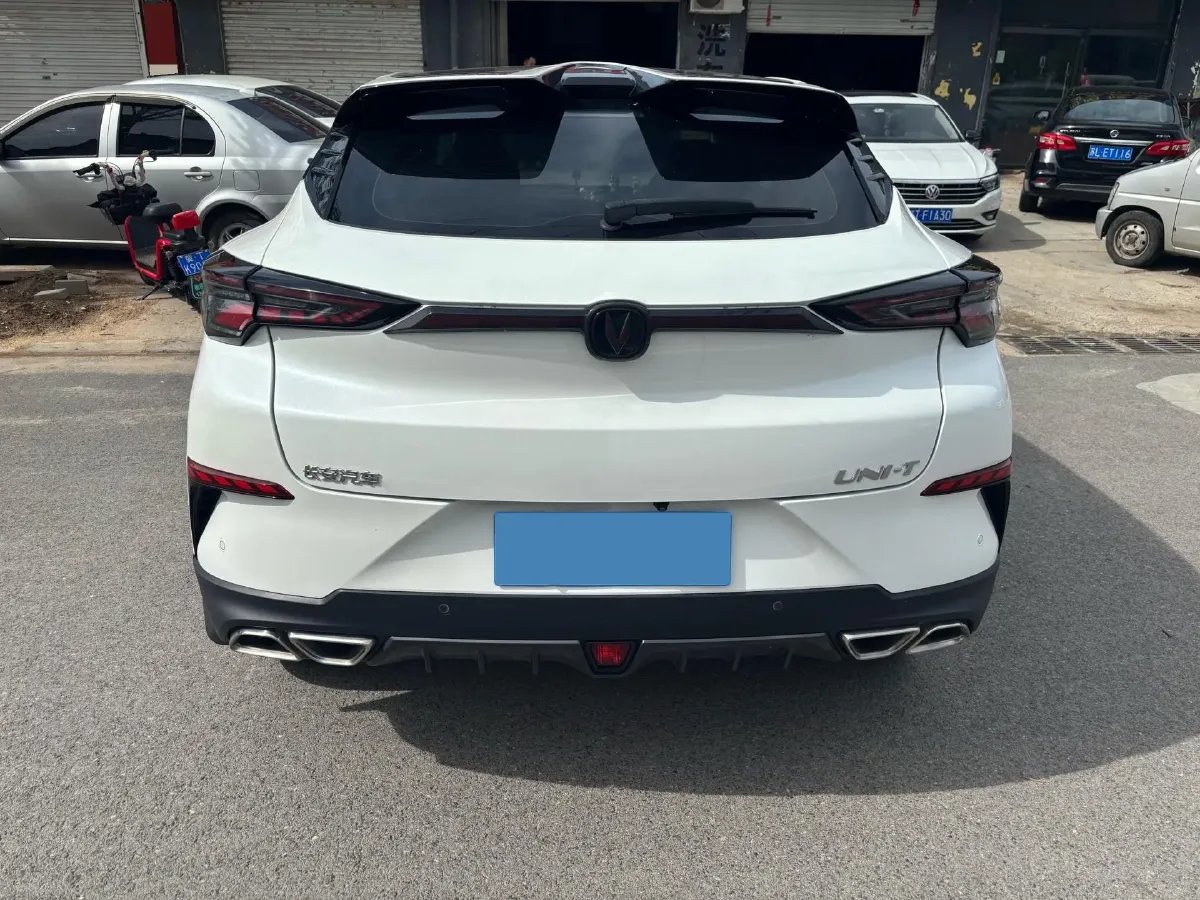 2020 ChangAn UNI-T 1.5T 180HP L4 7DCT,autocango,china used car exporter,china ev exporter,chinese used car exporter,chinese used ev exporter