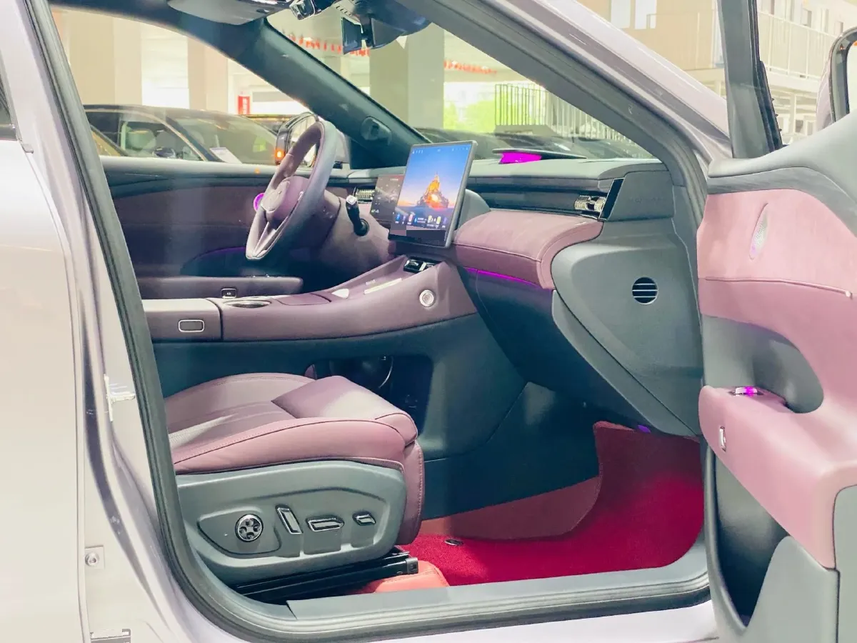 2025 Voyah FREE REEV 129HP REEV,autocango,china used car exporter,china ev exporter,chinese used car exporter,chinese used ev exporter