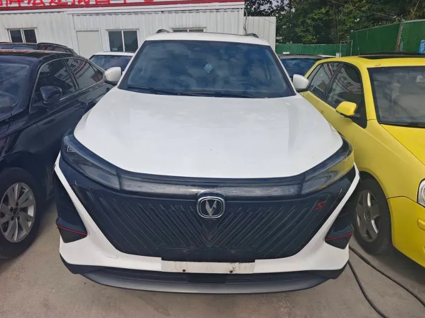 2022 ChangAn CS75 Plus 1.5T 178HP L4 6AT,autocango,china used car exporter,china ev exporter,chinese used car exporter,chinese used ev exporter
