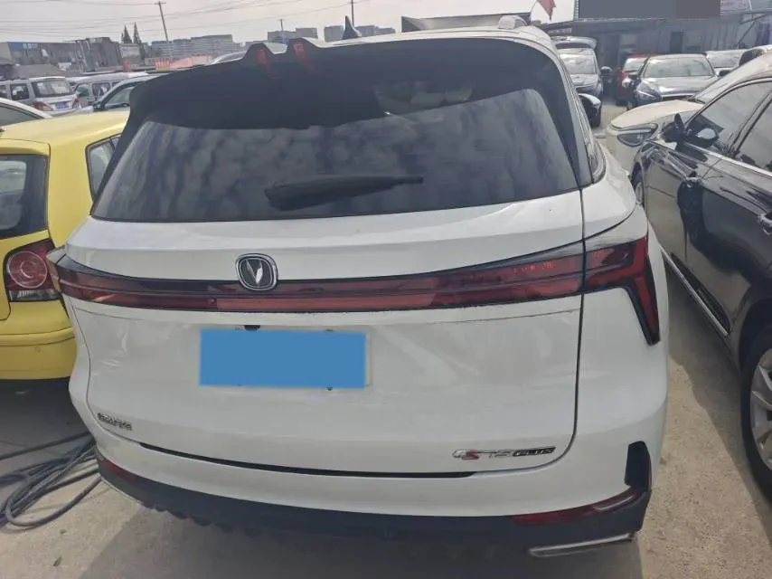 2022 ChangAn CS75 Plus 1.5T 178HP L4 6AT,autocango,china used car exporter,china ev exporter,chinese used car exporter,chinese used ev exporter