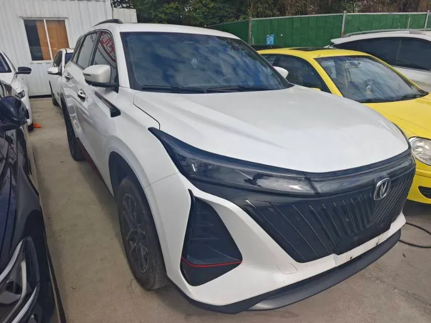 2022 ChangAn CS75 Plus 1.5T 178HP L4 6AT,autocango,china used car exporter,china ev exporter,chinese used car exporter,chinese used ev exporter