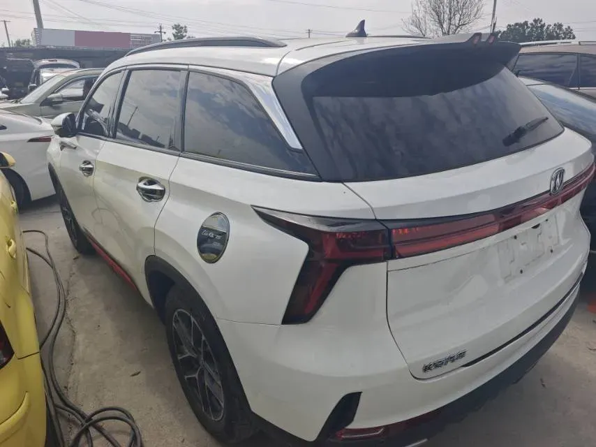 2022 ChangAn CS75 Plus 1.5T 178HP L4 6AT,autocango,china used car exporter,china ev exporter,chinese used car exporter,chinese used ev exporter
