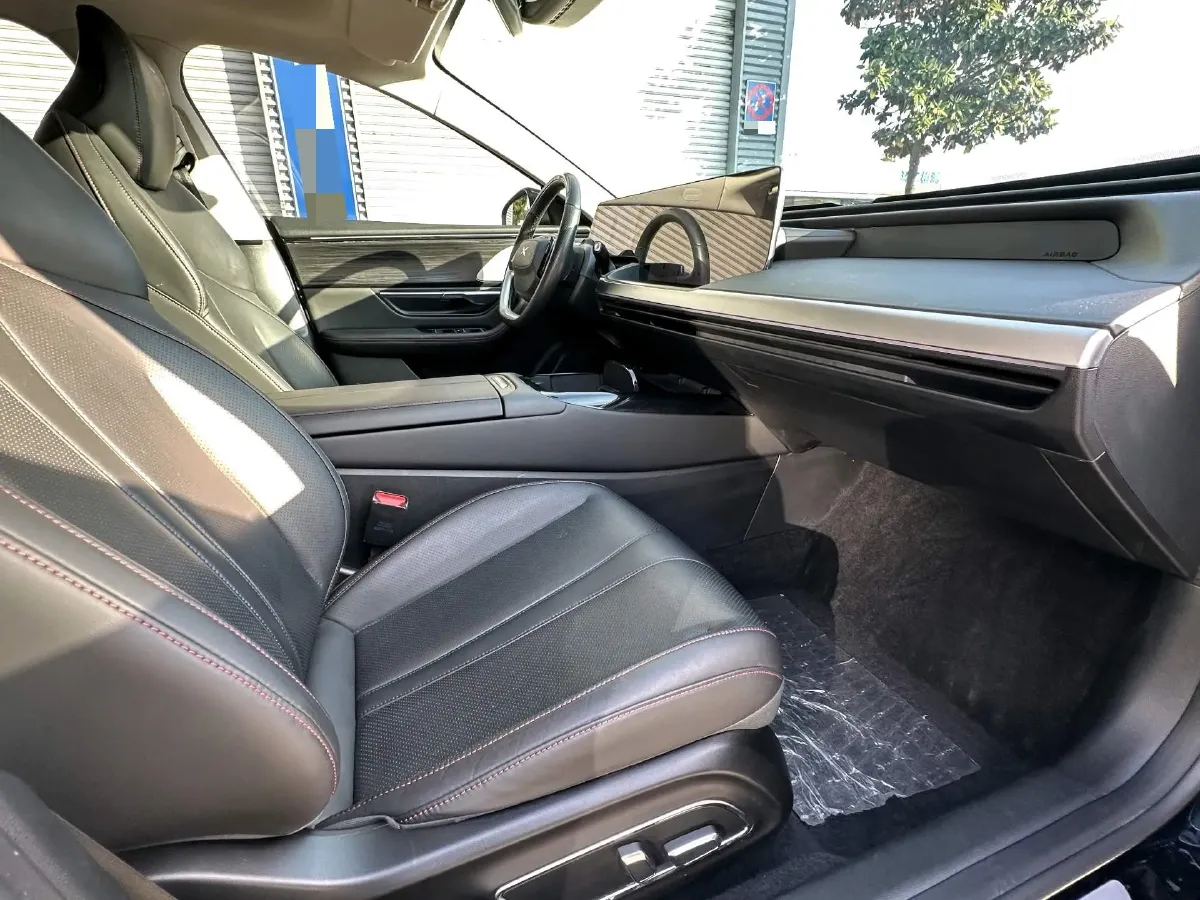 2023 Xpeng P7 BEV 70.8KWH,autocango,china used car exporter,china ev exporter,chinese used car exporter,chinese used ev exporter