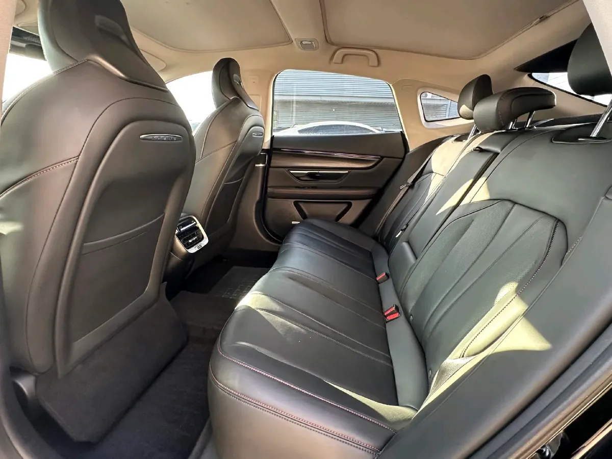2023 Xpeng P7 BEV 70.8KWH,autocango,china used car exporter,china ev exporter,chinese used car exporter,chinese used ev exporter