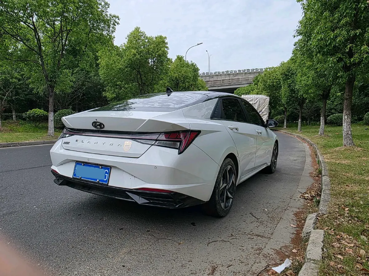 2021 Hyundai Elantra 1.5L 115HP L4 CVT,autocango,china used car exporter,china ev exporter,chinese used car exporter,chinese used ev exporter